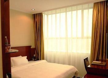 Juzhiyuan Chain Hotel Gongming Exterior photo